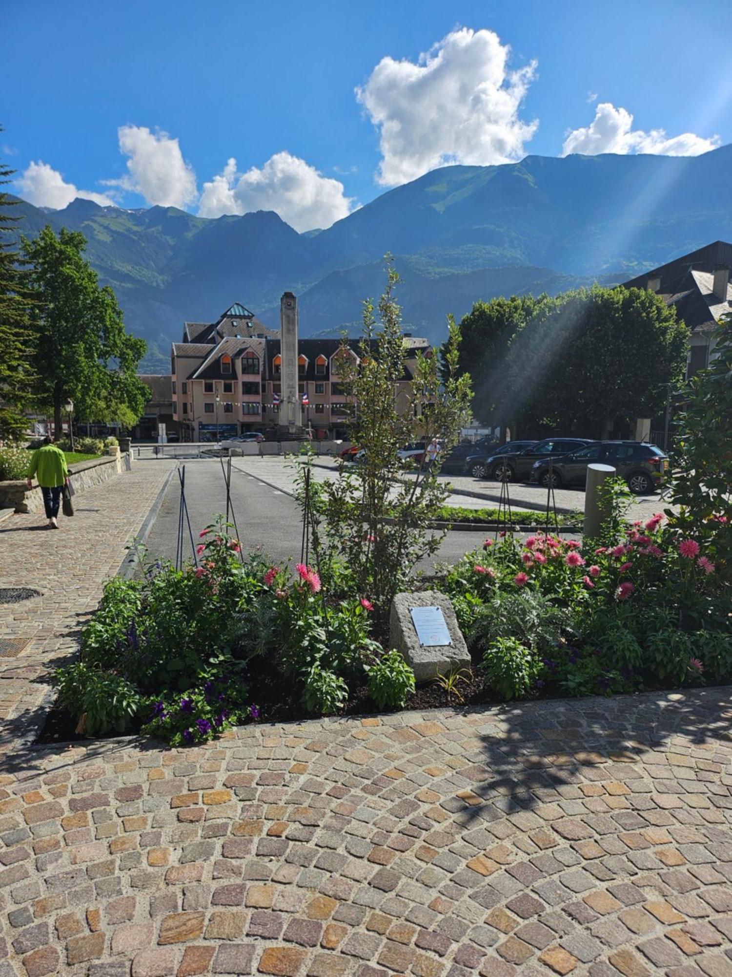 Appartement Au Cocon Alpin à Saint-Jean-de-Maurienne Extérieur photo